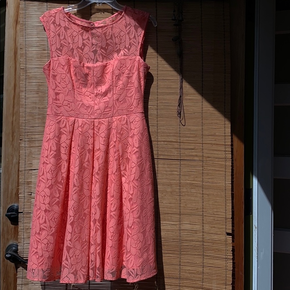 London Times coral lace high summer spring chic - Picture 2 of 8